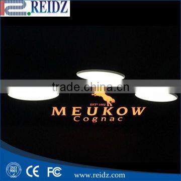 2016 Hot Customized Bottle Display Acrylic Step Shelves photo-2