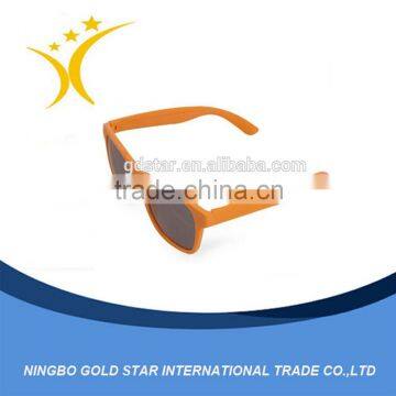 Wholesale new design High quality plastic sunglass