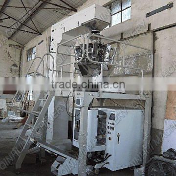 Vertical Packing Machine with automatic weighter