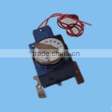 Washing machine parts-retractor