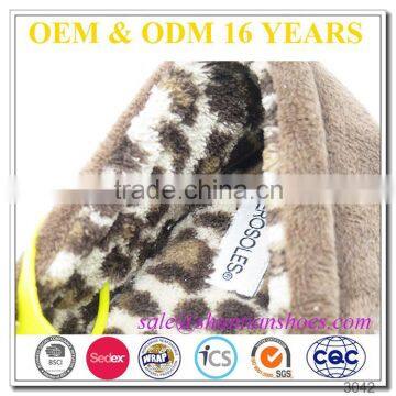 Customize Disposable Slippers Made in China for Home Unisex photo-4