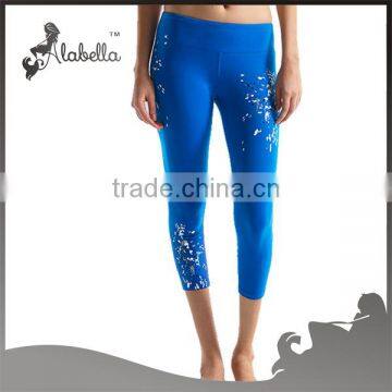 Multicolor Yoga Capri Pants photo-3