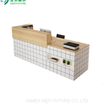 Miniso Wooden Cashier Desk Checkout Counter for Sale Reception Desk Checkout Counters for Retail Stores Cashier Counter photo-2