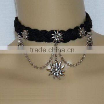 NEW German Bavarian Trachten Dirndl OKTOBERFEST Edelweiss Choker Necklace