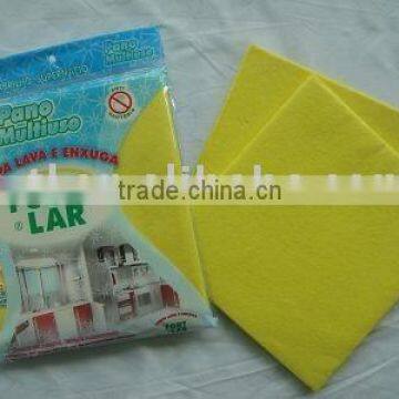 Nonwoven Cleaning Wipe