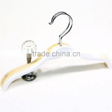 Children skidproof wooden hanger for clothing