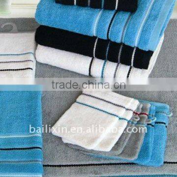 100% cotton bath gloves and towel set