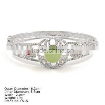 [ CZQ-0052 ] Bangle with CZ Stones Cute Green Ross Quartz Bangle