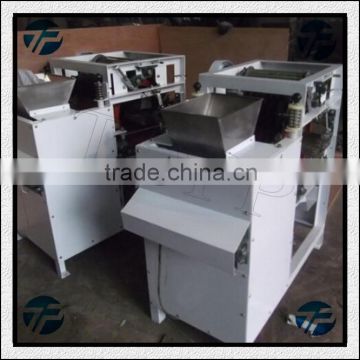 Wet Peeling Model Almond Peeler Machine