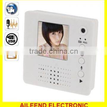 up to 30 Seconds of Video1.44 inch Screen Digital Video Memo Recording