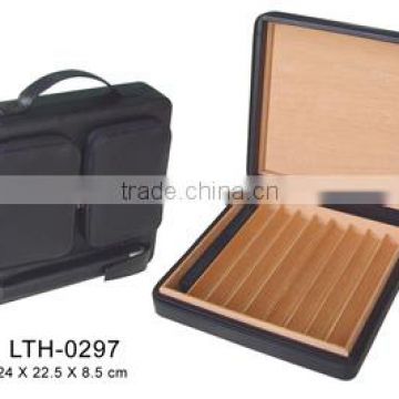 Simplicity Design travel Cigar Humidor