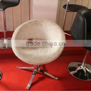 comfortable fabric lounge chair
