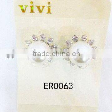 Factory supplier clip earring new design pearl earrings on sale