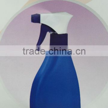 Sprayer bottle with trigger sprayer-11