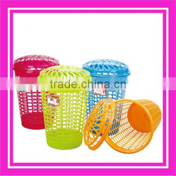 plastic laundry basket with lid