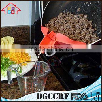 NBRSC Red Silicone Pouring Spout Clip on Easy Pour Spout for Pots and Bowls photo-4