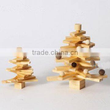 Gaint Xmas Tree, Wooden Carved Tree With Paint, Christmas Wooden Works of Art photo-4