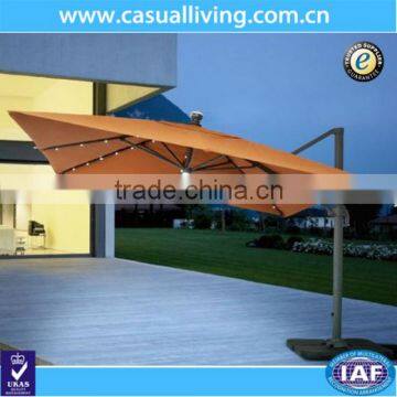 Wholesale Outdoor Beach Garden Parasol Market Patio Umbrella with Light