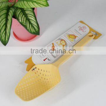 Multifunction Drainage Scoop photo-4