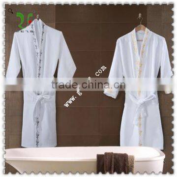 Edge Embroidery Waffle Terry photo-3