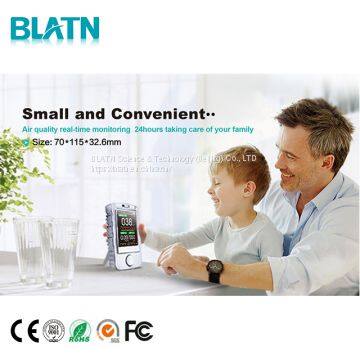 Protable Smart Handhold HCHO CO2 PM2.5 PM10 4 in 1 Gas Detector photo-4