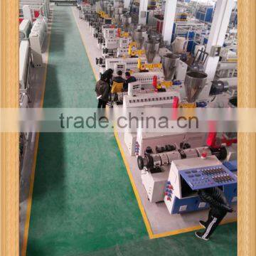 2016 Chinaplas SJSZ92/188 Conical twin screw extruder
