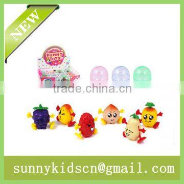 2014 hot wind up toy wind up friut capsule toy