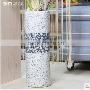 Factory Modern yellow hand paint floor decorative flower vases for hotel deco