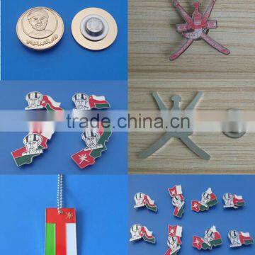 Magnetic Gold Coin Oman Coat of Arm National Day Badge photo-2