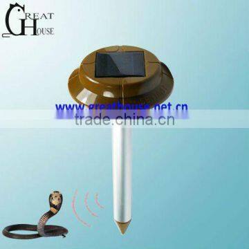 Pest control Patent Energy-saving Solar Vibration Snake Repeller GH-318