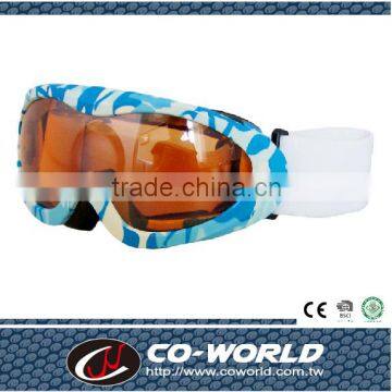 Ski goggle for Kids,OEM provided,Optional frame & lenscolor,w/ EN179 certificate