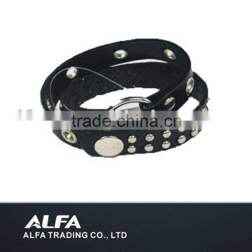 fashion lady's leather bracelet