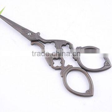 Elegant Golden Carving Garment Sewing Vintage Classic Embroidery Scissors photo-2