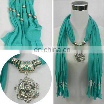 Christmas day gifts flower pendent silk scarf online wholesale