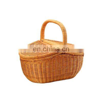 High Quality Rattan Wicker Picnic Basket/Rattan Handmade Fruit Snack Vegetable Wicker Picnic Container Storage Basket