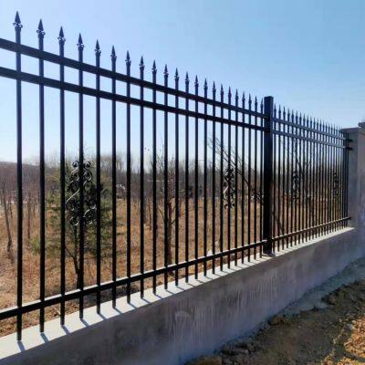 Декоративный кованый железный забор для жилых помещений, толщина 2,5 мм