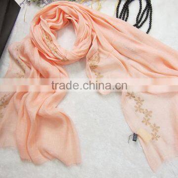 Charm Elegant Large Plain Small Leaf Embroidery Patterns Scarves Fashion Quality Choice