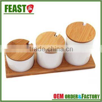 2015 NEW design ceramic mugs Hot selling wholesale ceramic mugs bamboo base ceramic mugs