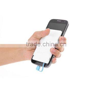 Easy Carry Promotional Gift Ultra Thin 2500mAh Credit Card Power Bank With Built in Micro Usb Cable and i Phone Adapator photo-4