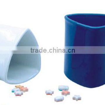 novelty abnormal shape ceramic mug