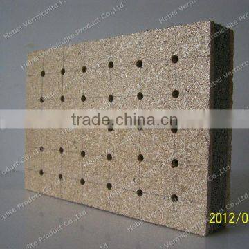 China Vermiculite Board Heat Resistant Insulation Board for Ceiling