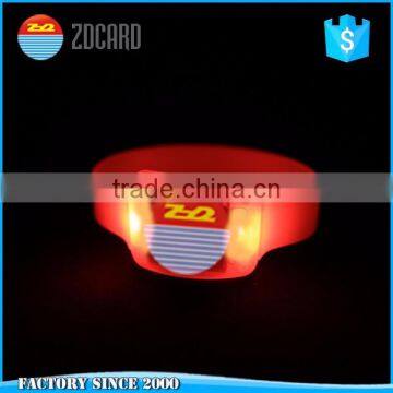 Cheap custom design motion activated led flash bracelet