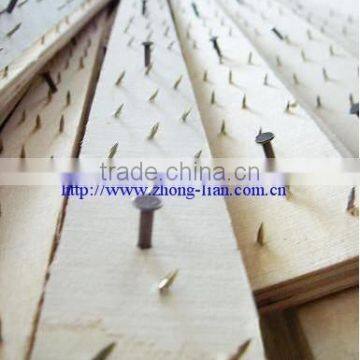 Carpet tackless strips with wood nail/concrete nail