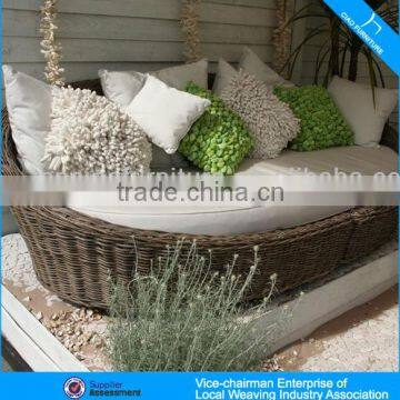 PE Rattan Garden Sun Bed Exterior Furniture