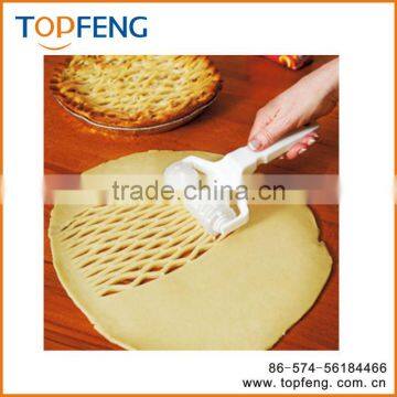 Lattice Pastry Cutter