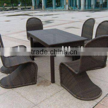 wicker dining set