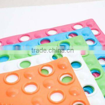Customized Color Eco Friendly Pvc Plastic Bath Mat photo-3