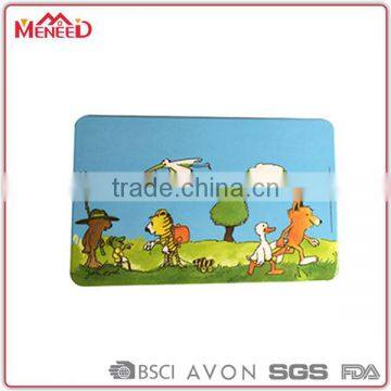 Wholesale kitchen items lovely animals print custom plastic baguette cutting board