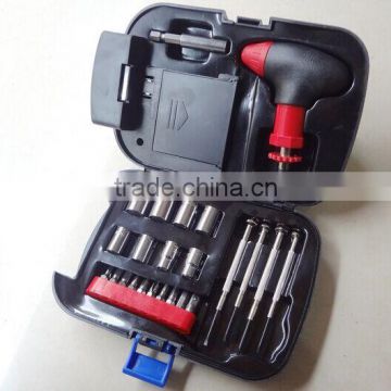 25pcs Hand tools set with flashlight torch