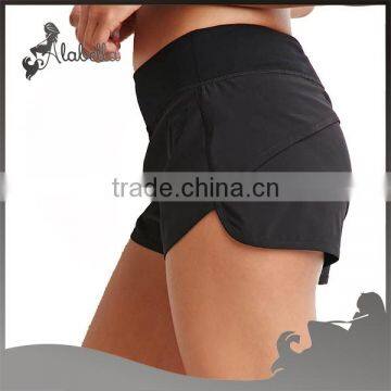 Woven Fabric Custom Compression Shorts Yoga Spperal for Female Gym Wear photo-2